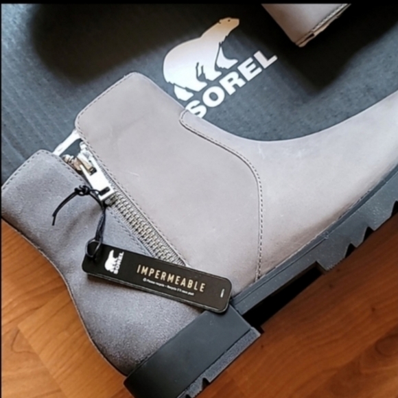 SOREL Emelie II Waterproof Leather Chelsea Boot - Picture 6 of 8